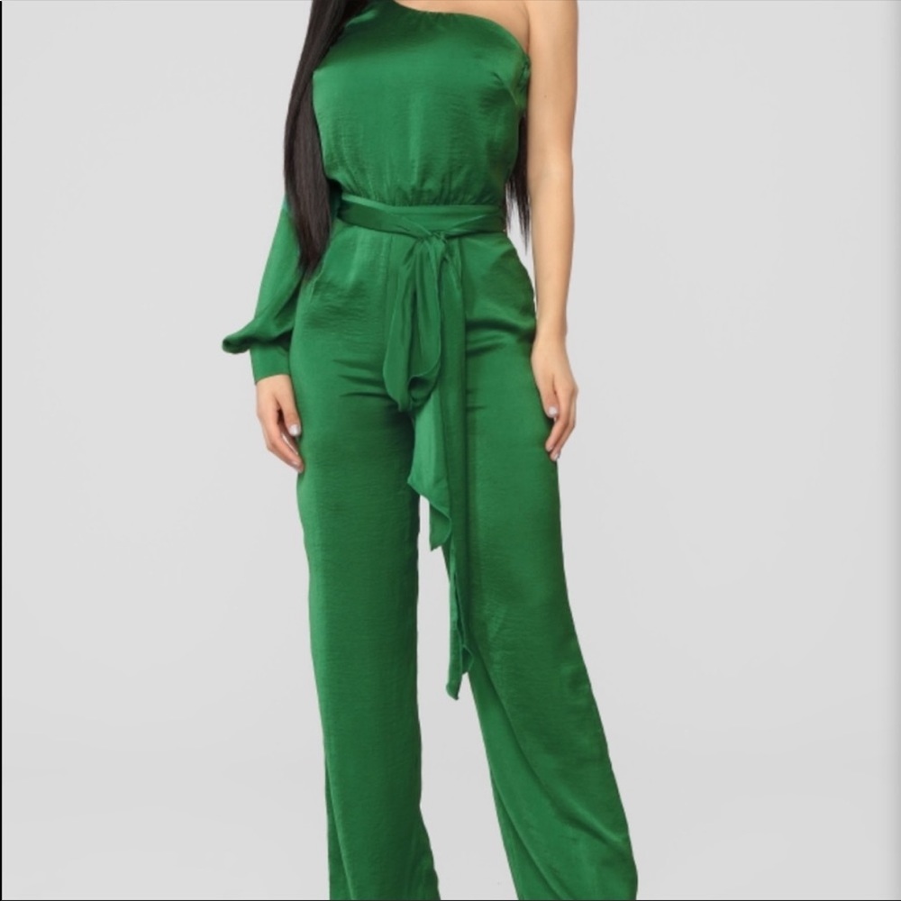 I’m looking for this green jumpsuit.